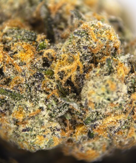 Alternative view of Maui Wowie  AAAA